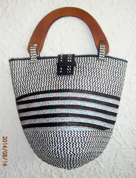 Stripe Tote Bag Wayuu black striped Colombia